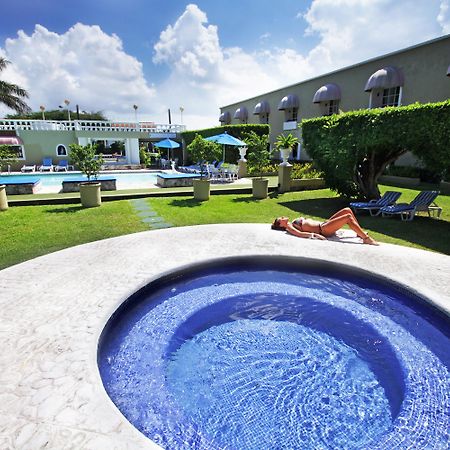 Villablanca Garden Beach Hotel Cozumel Exterior photo