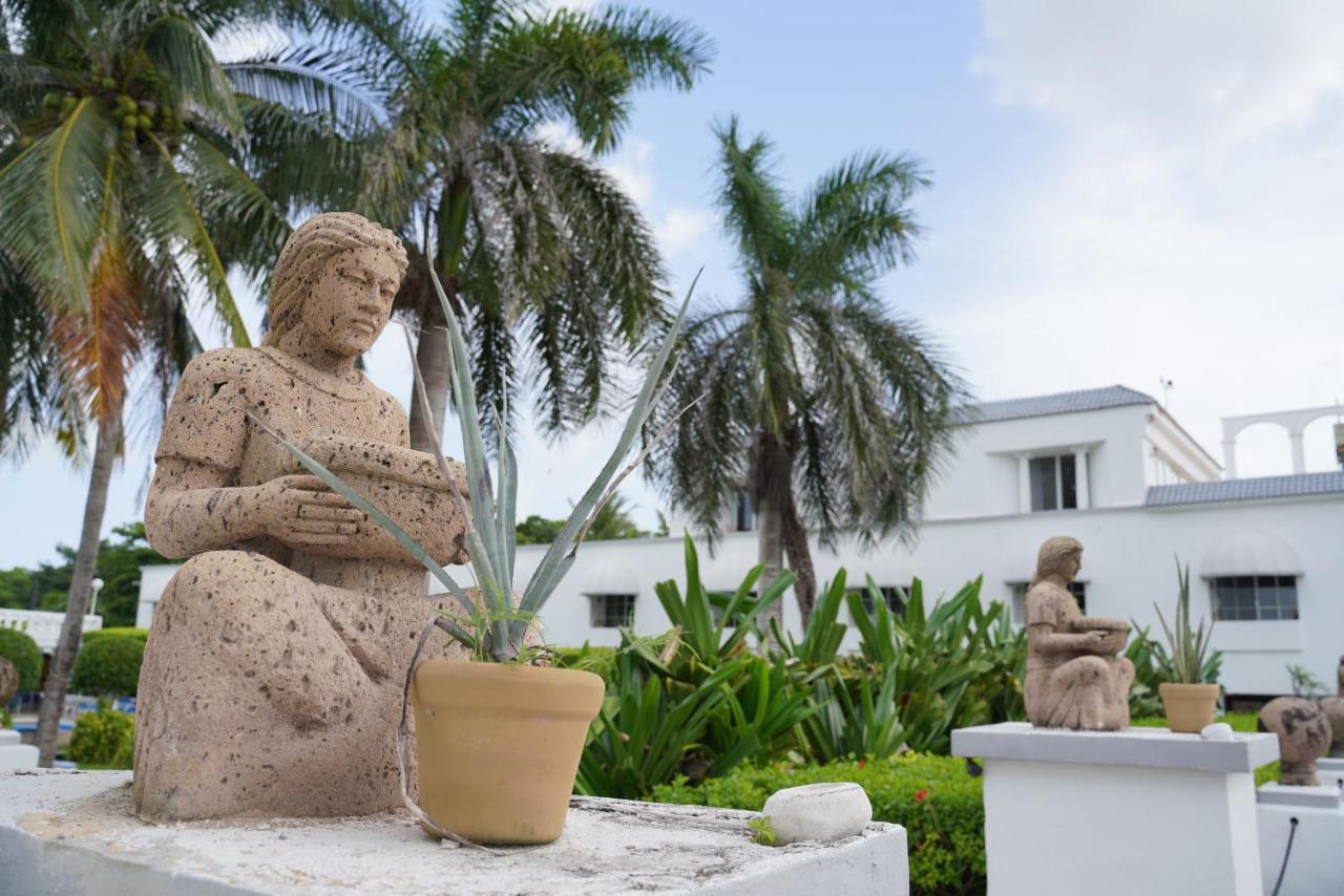 Villablanca Garden Beach Hotel Cozumel Exterior photo