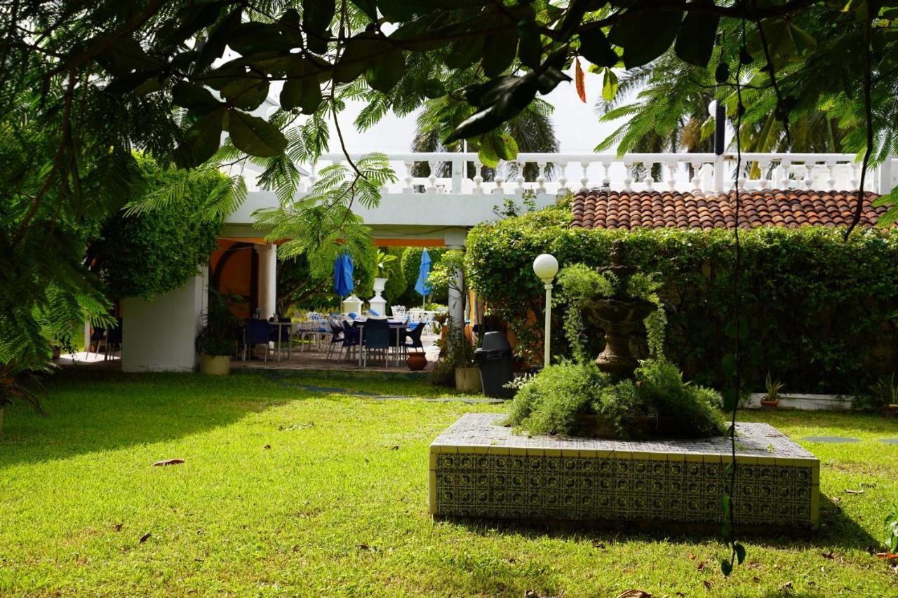 Villablanca Garden Beach Hotel Cozumel Exterior photo